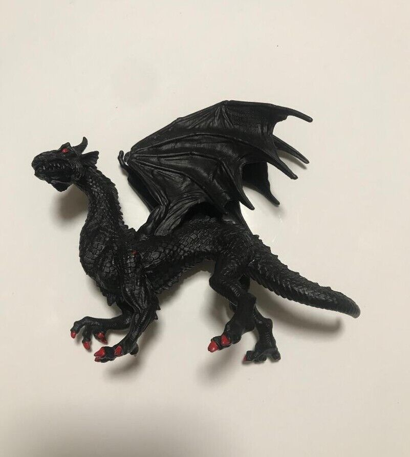 Black Twilight Dragon 5” Toy Figure Safari Red Claws Midevil