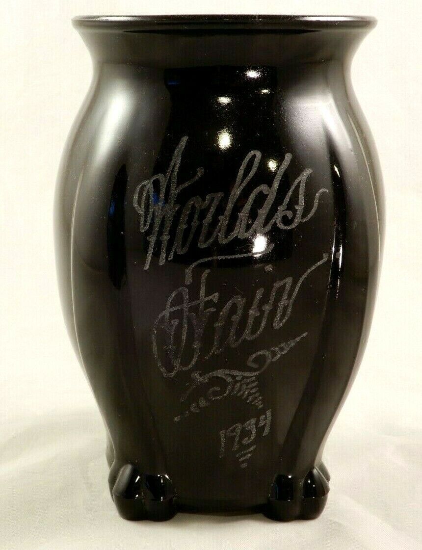 Chicago World's Fair 1934 Black Amethyst Glass Vase 5 5/8" Tall