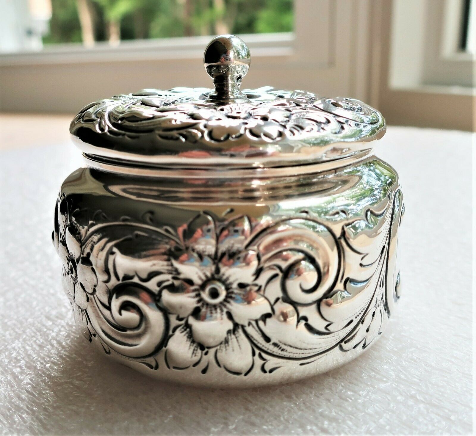 Big Antique Repousse Gorham Sterling Silver Vanity Tea Caddy Box Jar Victorian
