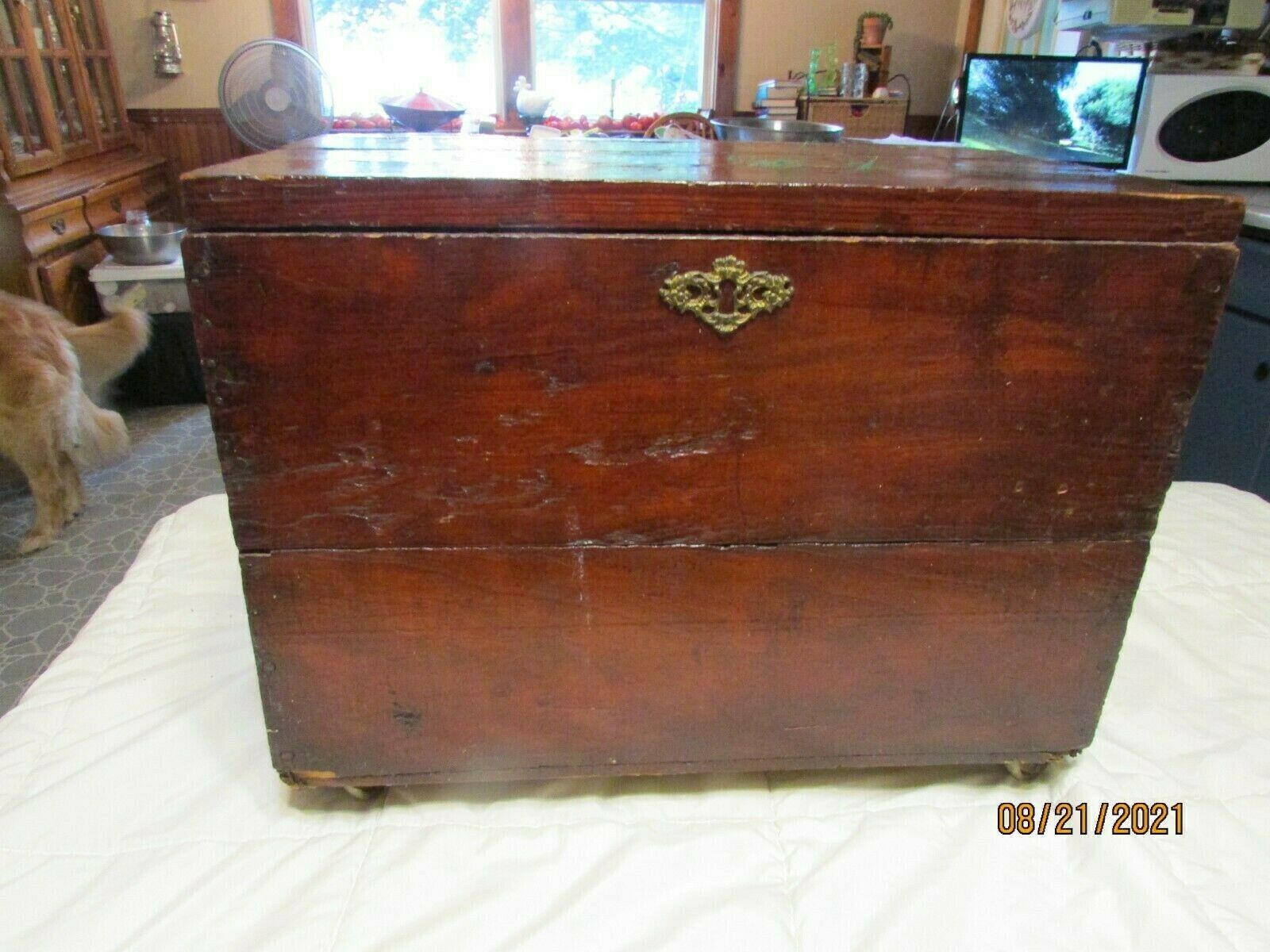 Vintage Rustic Primitive Heavy Wood Box On Casters With Lid 18" Wide 14 Tall