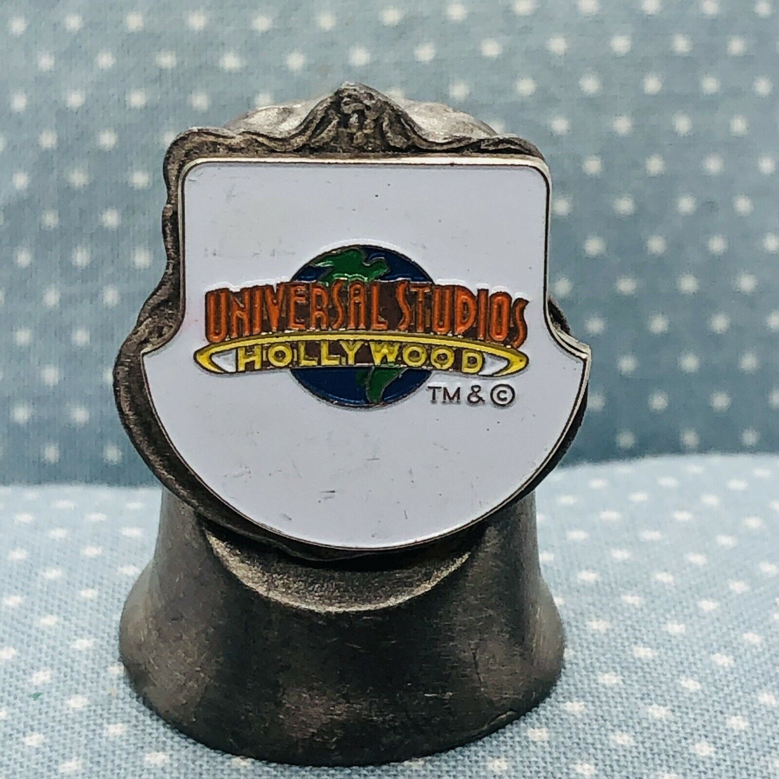 Universal Studios Hollywood Souvenir Pewter Thimble