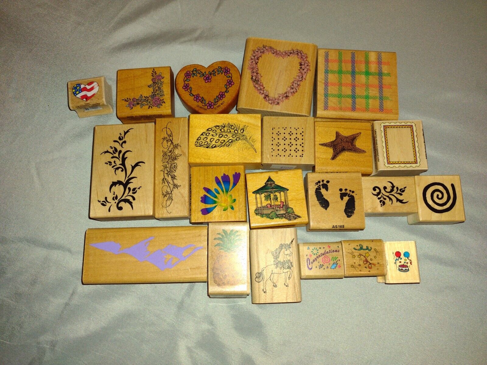 22 Mix Lot Wooden Rubber Stamps Hearts, Celebrations, Boarders, Unicorn & More