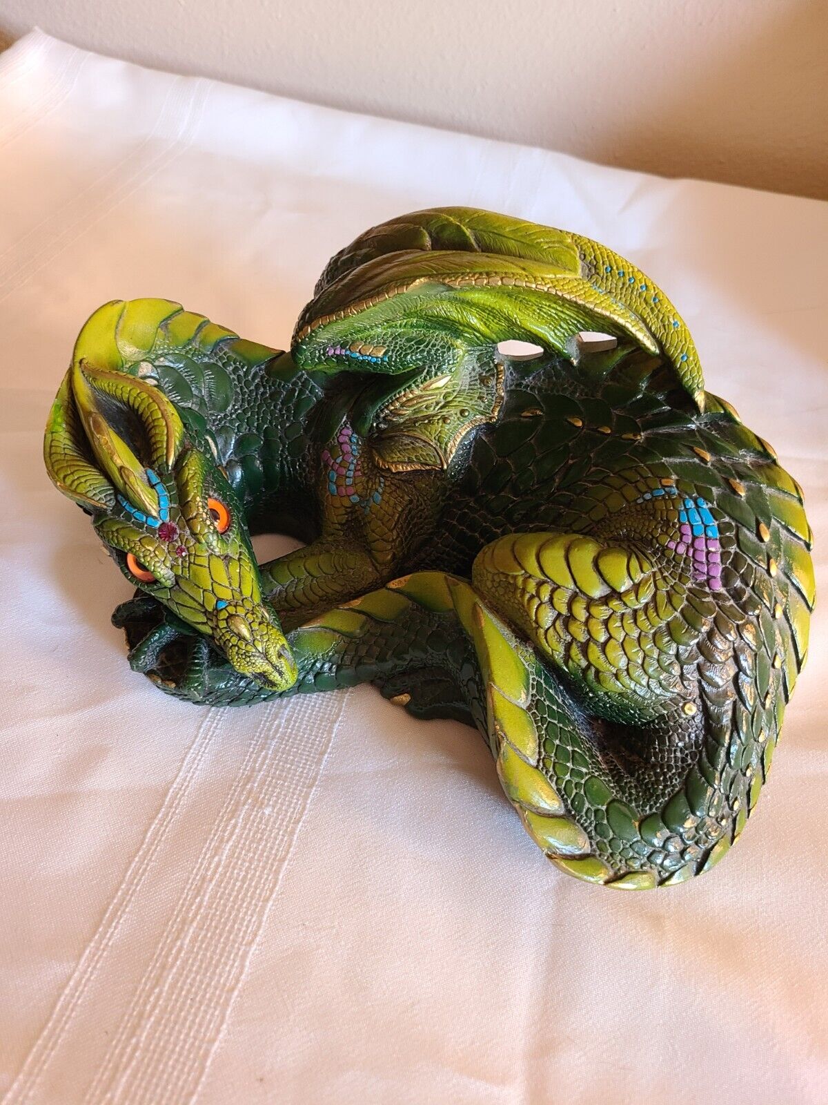 Windstone Editions Dragon - Green Curled 1985 Retired