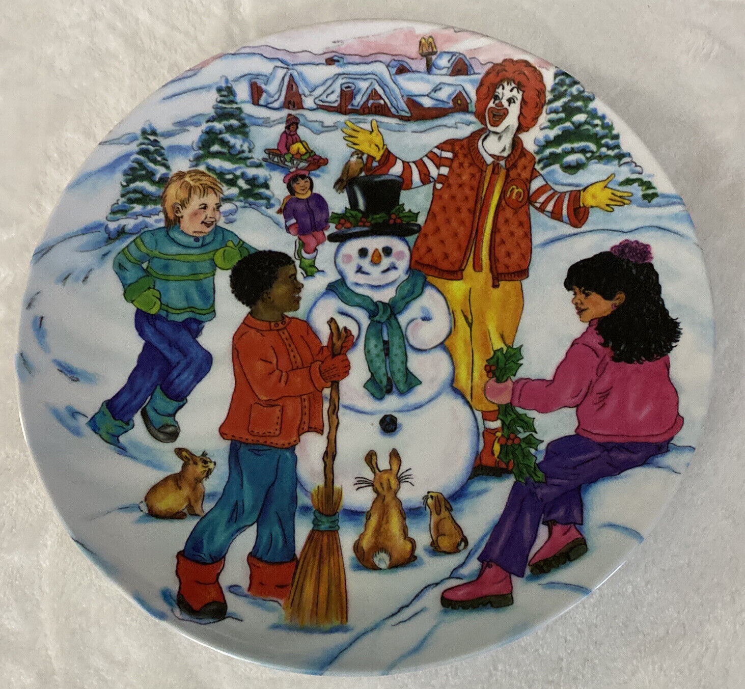 Vintage Mcdonald's Ronald Mcdonald Plastic Plate Winter Snowman Bunny 9.5”