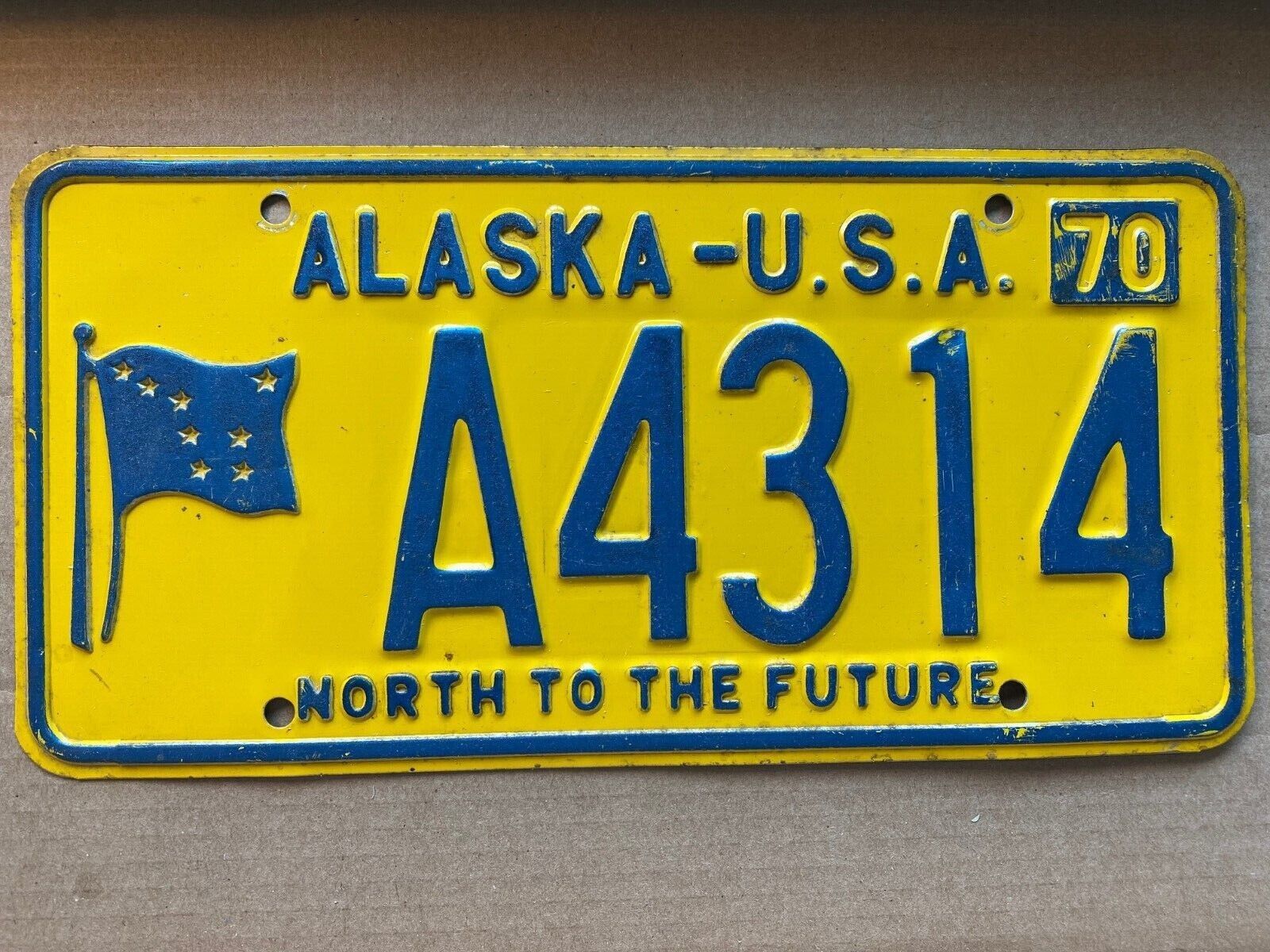 1970's 1970 Alaska License Plate # A4314 "north To The Future"  Vintage