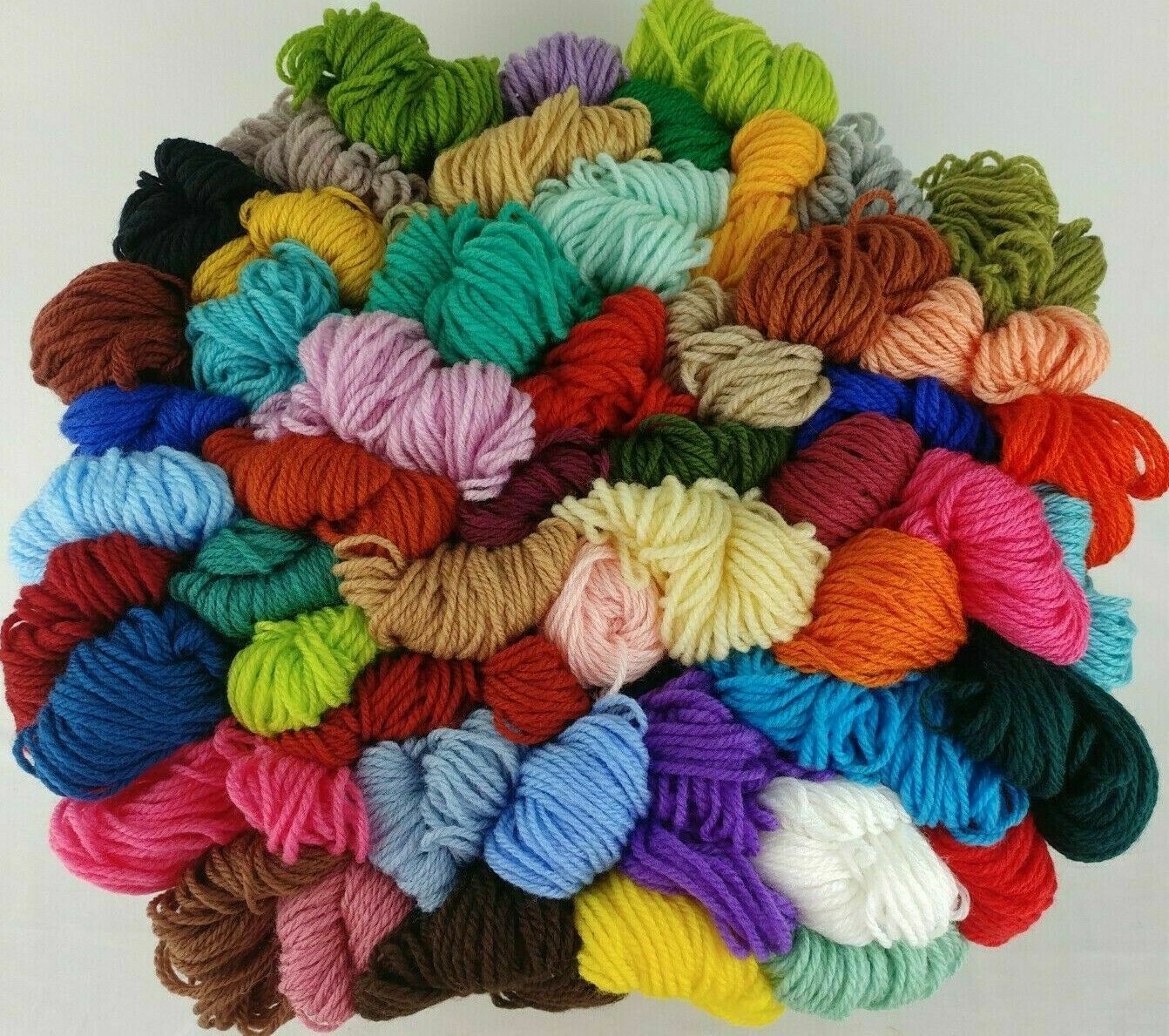 Aunt Lydias Heavy Rug Yarn 75 Colors 60 70 210 Yd Skeins Polyester Vtg You Pick