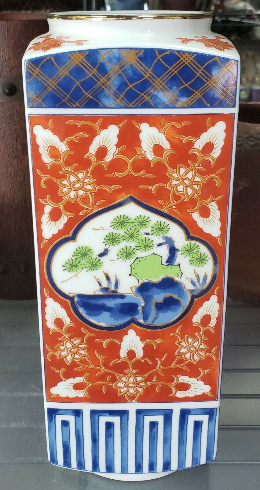 1970's Japanese Takahashi Imari Porcelain Gilded Floral Motif Vase