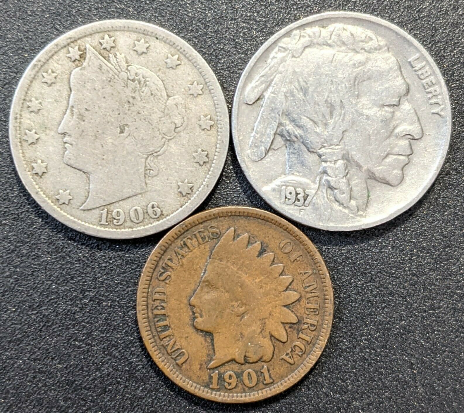 Small U.s. Coin Lot Indian Head Cent Liberty V Nickel And Buffalo Nickel
